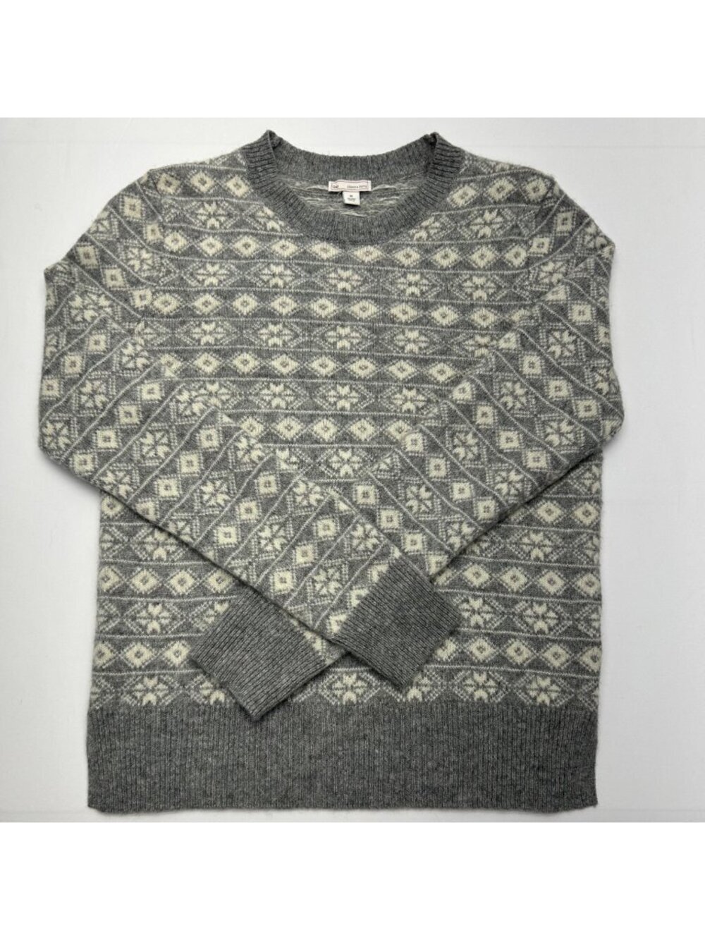 Gap Gray Fair Isle Wool Blend Crewneck Sweater Medium Winter Snowflakes